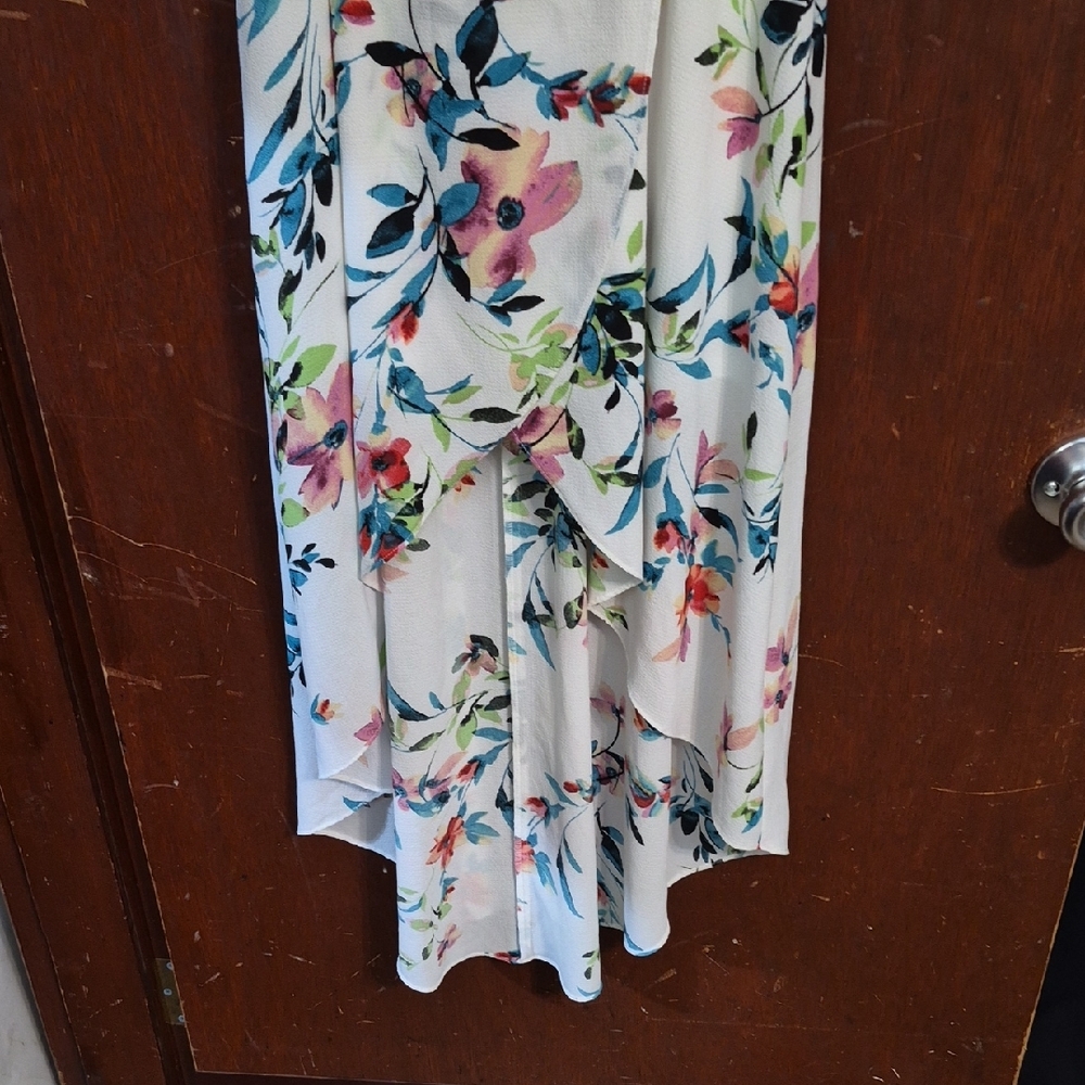 Floral Ruffle Mini Dress - Picture 3 of 7